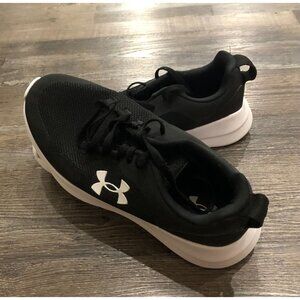 Under Armour Womens Size 9 Black & White Low Top Training Sneakers Shoes PERFECT